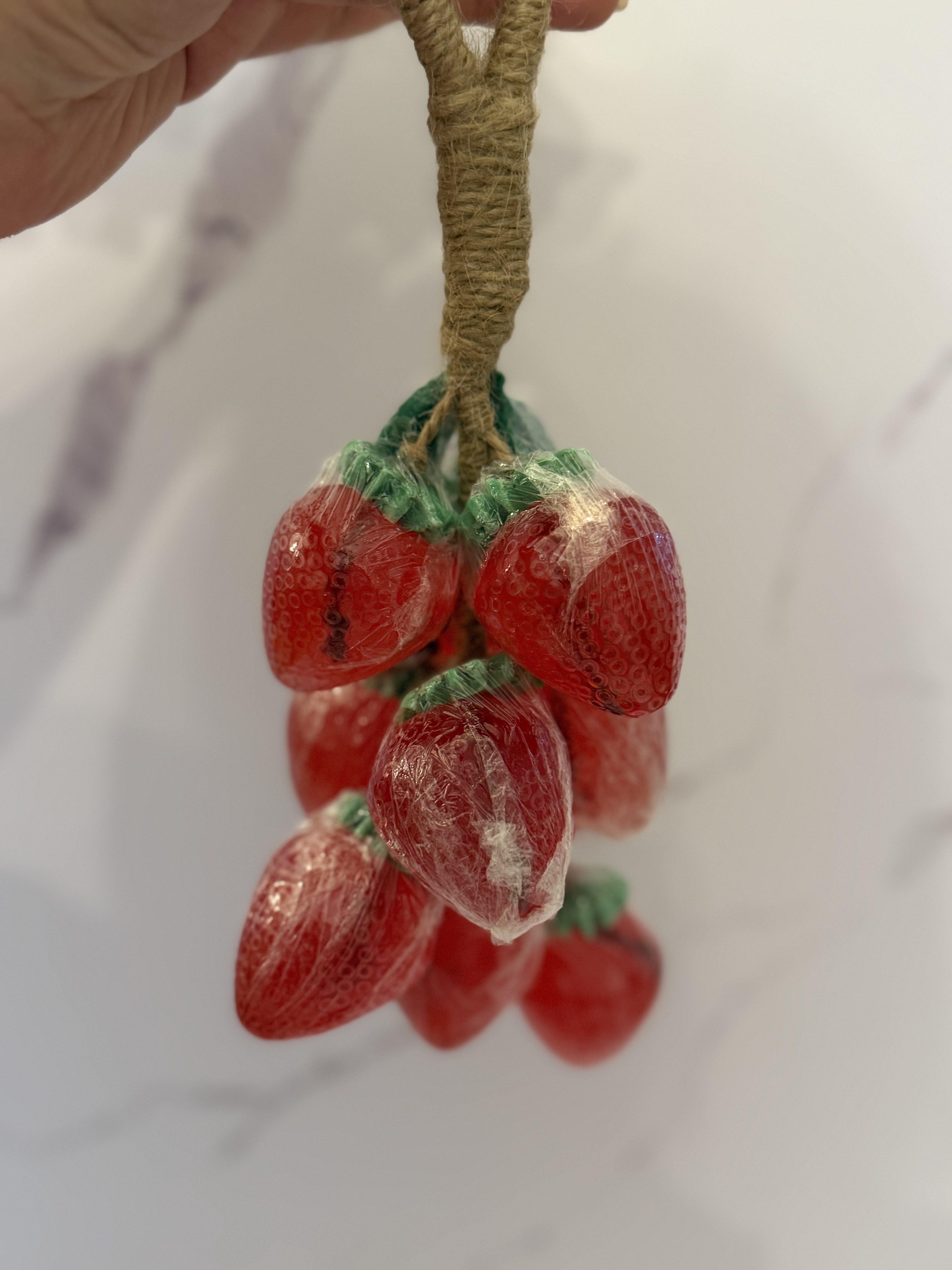 صابون خوشه ای توت فرنگی